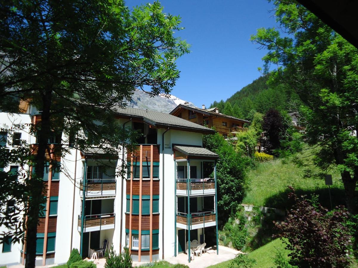 Hotel Quellenhof Leukerbad Ngoại thất bức ảnh