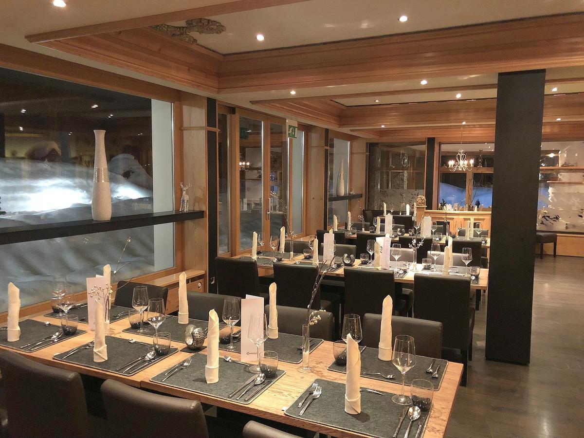 Hotel Quellenhof Leukerbad Ngoại thất bức ảnh