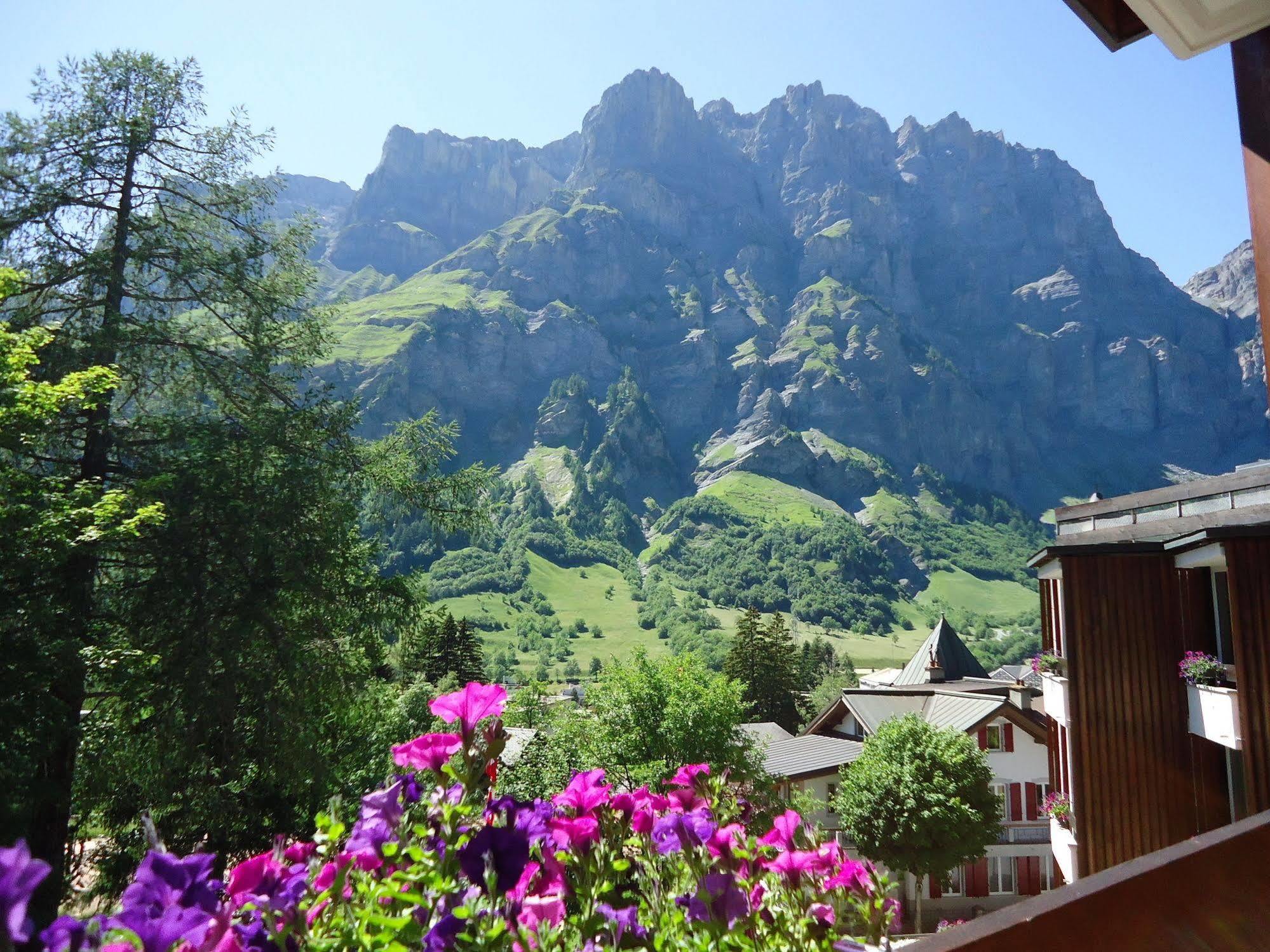 Hotel Quellenhof Leukerbad Ngoại thất bức ảnh