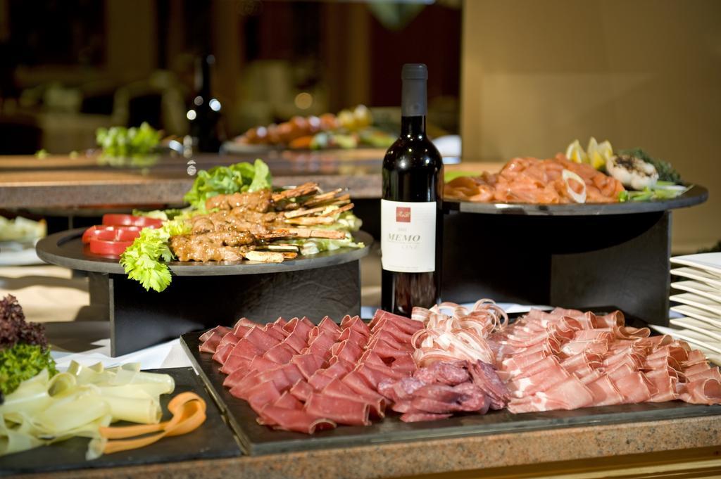 Hotel Quellenhof Leukerbad Ngoại thất bức ảnh